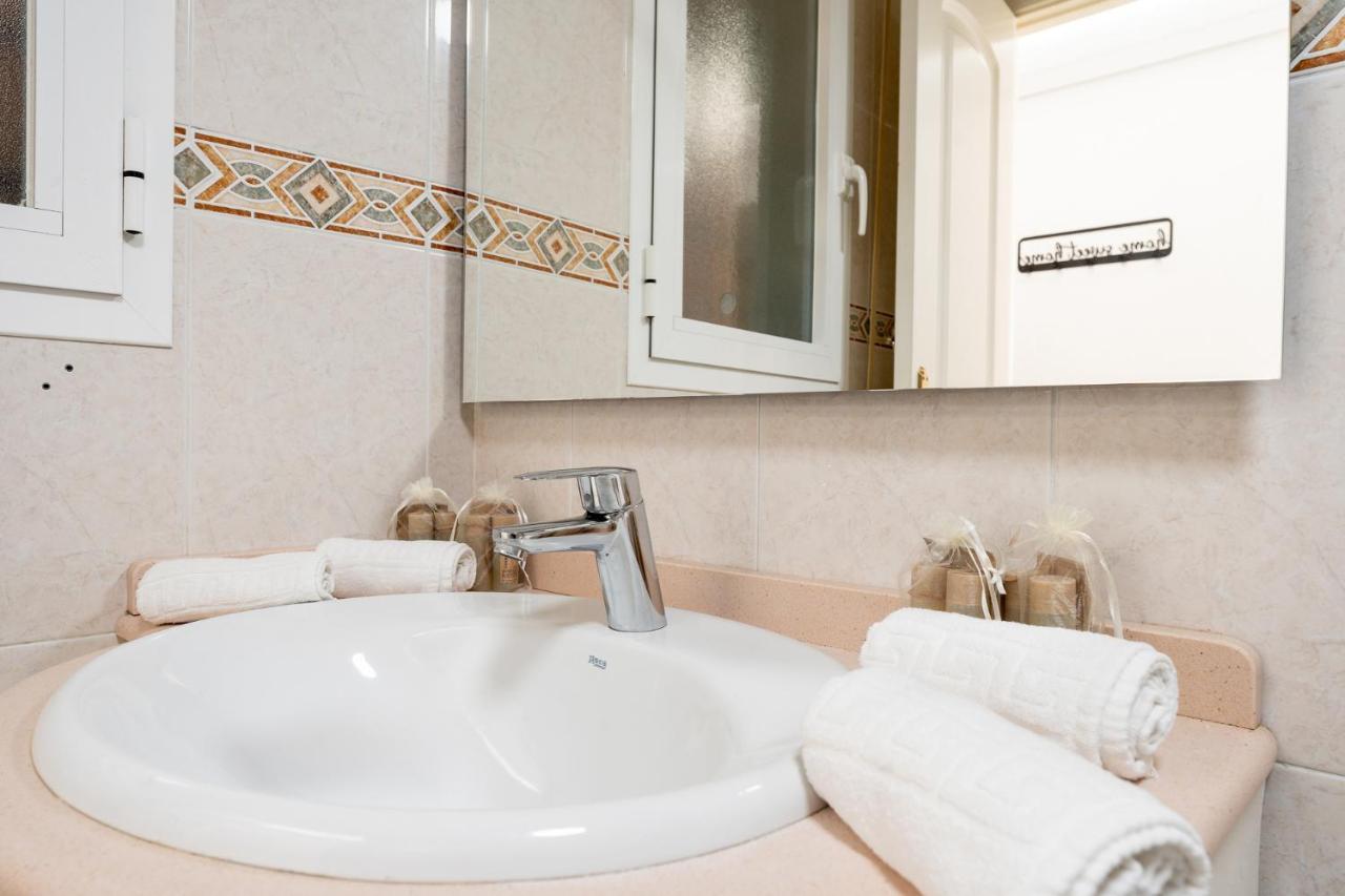 Superb Location Beachfront , 3 Bed With Terrace Apartamento
