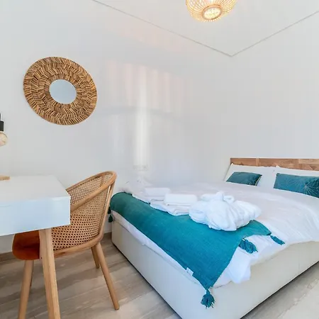 Superb Location Beachfront , 3 Bed With Terrace Fuengirola Exterior photo